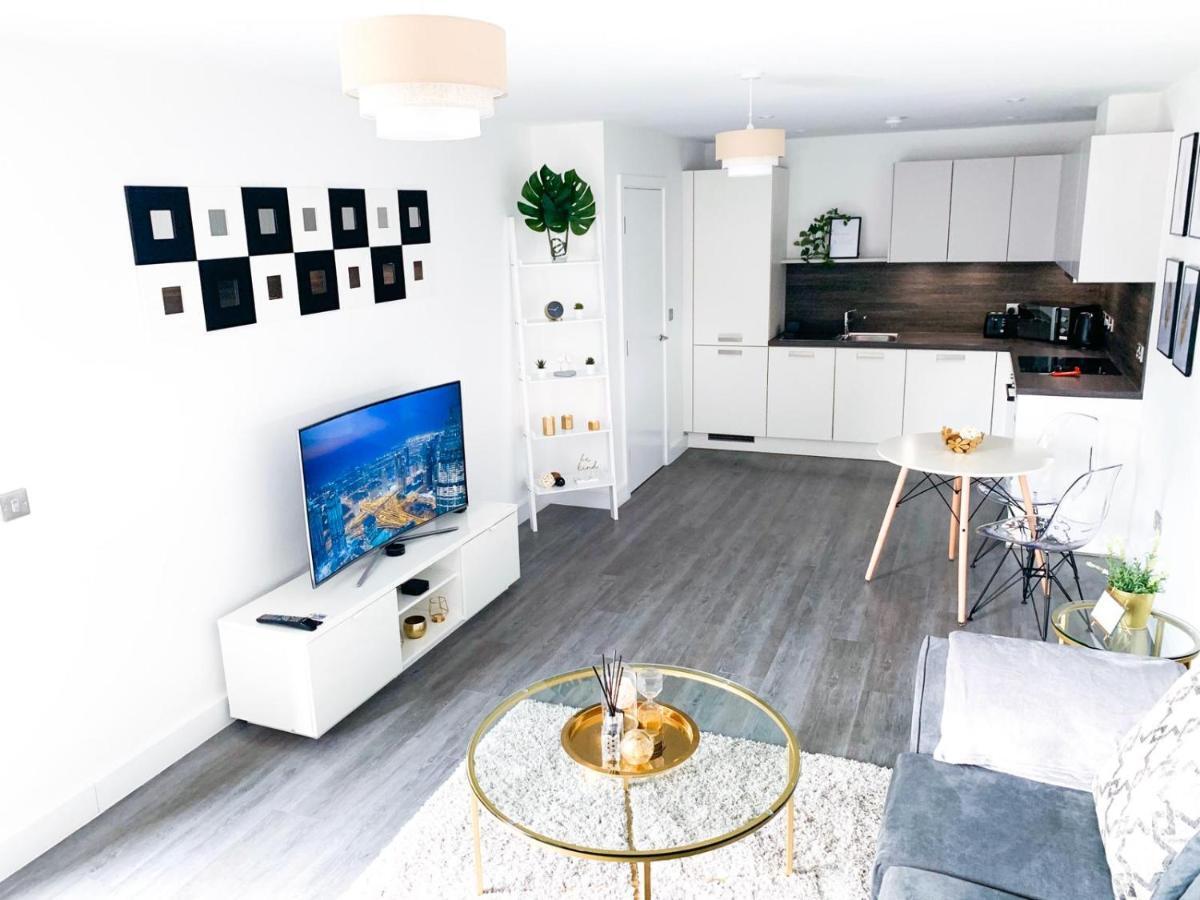 Modern 2 Bed Apartment With Central Location Birmingham Exteriör bild